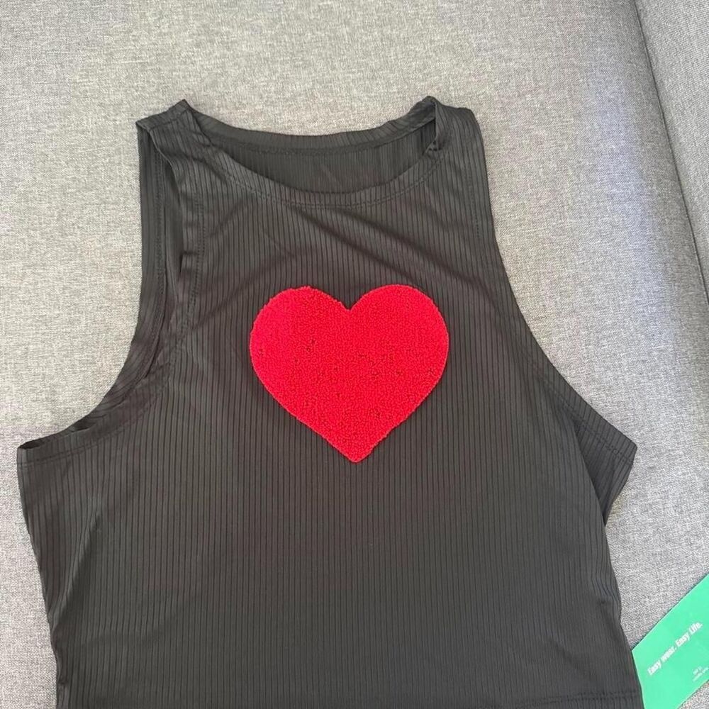Women's Crop Top Bundle Size L - Picture 4 of 5